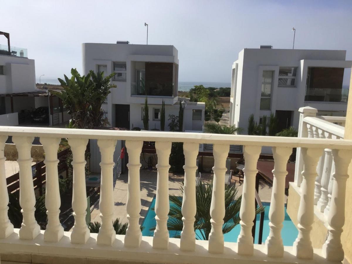 Carolyn Villa Is A Luxury 4-Bedroom Villa With Private Pool In Ayia Napa Exterior photo
